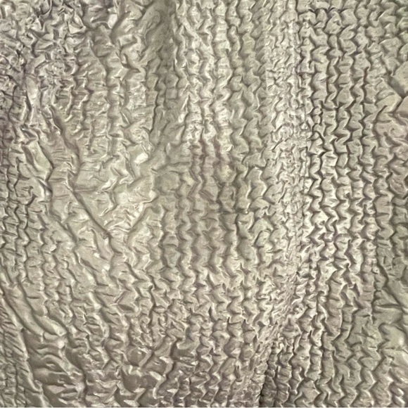 ABC collection crinkly ribbed satin material long sleeves jacket - Picture 9 of 11